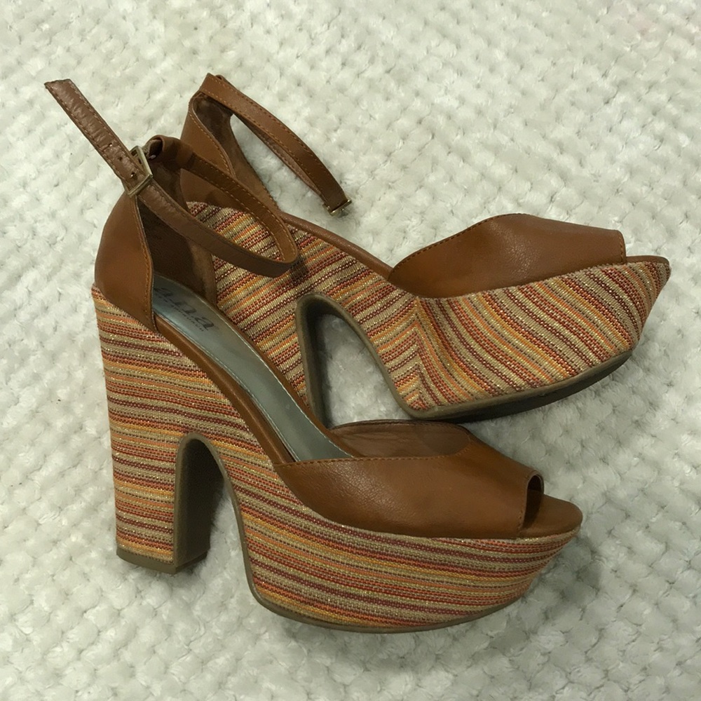 ANA Platform sandals